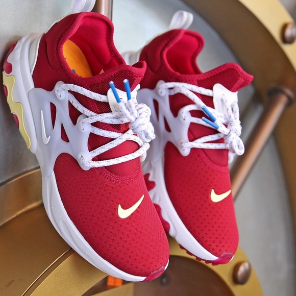 red nike presto react